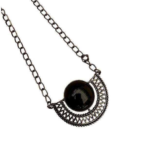 Black Art Deco Style Necklace - Picture 1 of 5